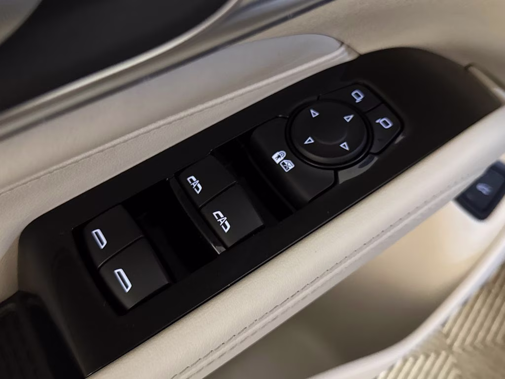 2021 Satin Steel Metallic Cadillac CT4 Luxury RWD Sedan