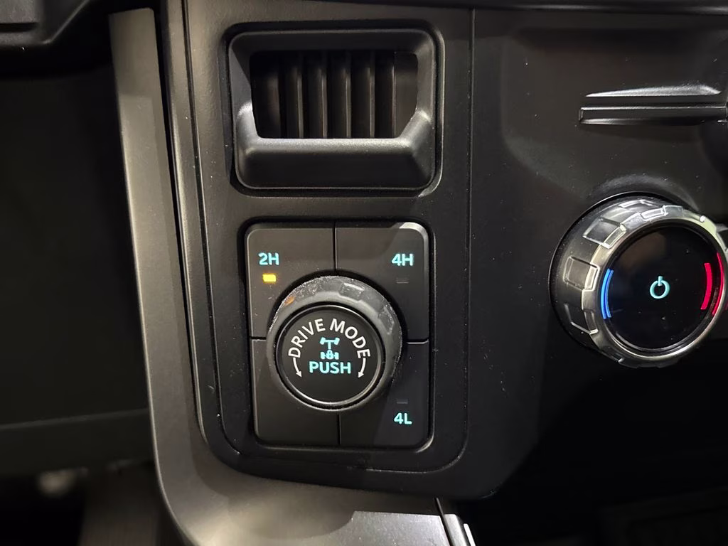 2024 Carbonized Gray Metallic Ford F-150 XLT 4X4 Truck