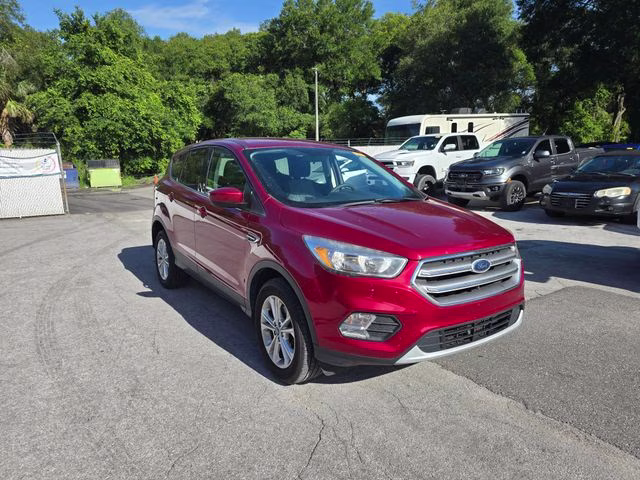 2017 Ruby Red Metallic Ford Escape SE FWD SUV