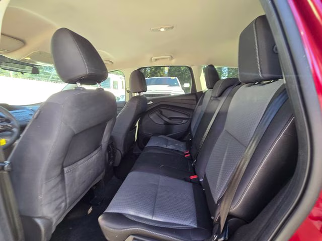 2017 Ruby Red Metallic Ford Escape SE FWD SUV