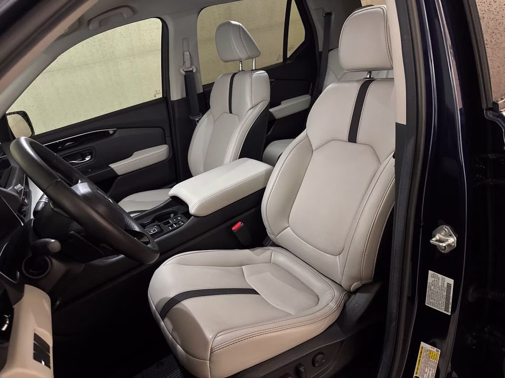 2026 Obsidian Blue Pearl Honda Passport RTL AWD SUV