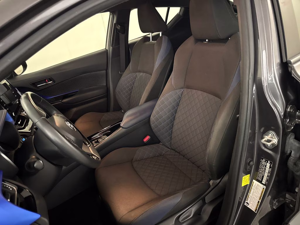 2021 Magnetic Gray Metallic Toyota C-HR XLE FWD SUV