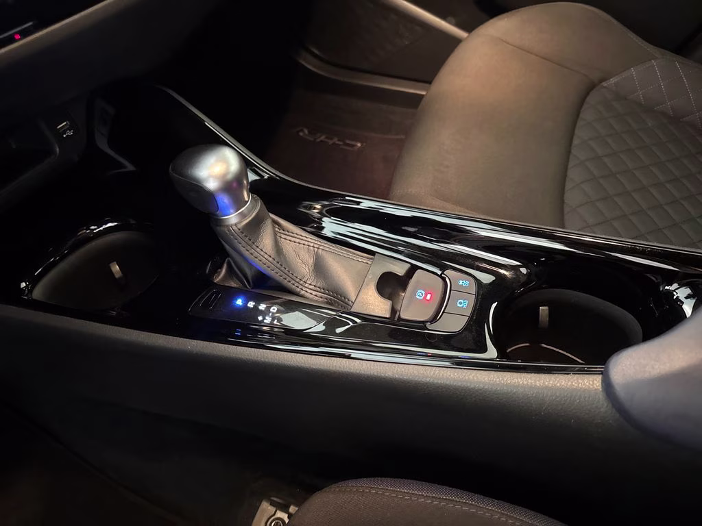 2021 Magnetic Gray Metallic Toyota C-HR XLE FWD SUV