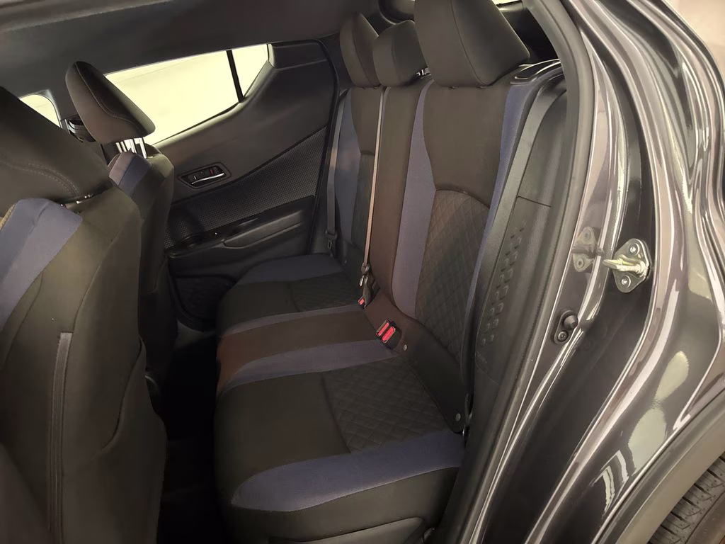 2021 Magnetic Gray Metallic Toyota C-HR XLE FWD SUV