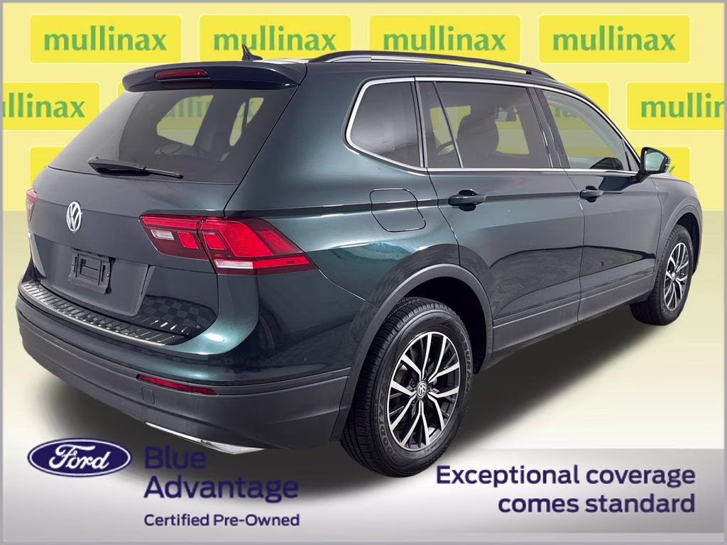 2019 Dark Moss Green Metallic Volkswagen Tiguan 2.0T SE FWD SUV