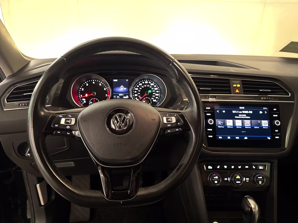 2019 Dark Moss Green Metallic Volkswagen Tiguan 2.0T SE FWD SUV