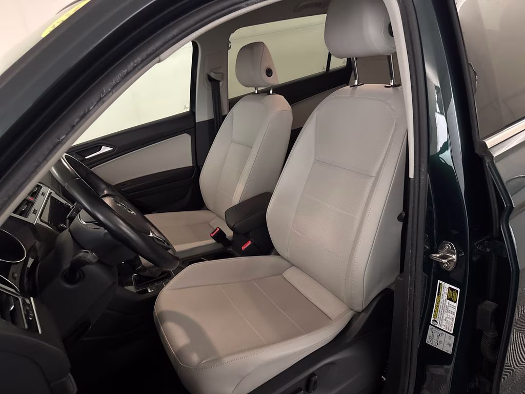 2019 Dark Moss Green Metallic Volkswagen Tiguan 2.0T SE FWD SUV