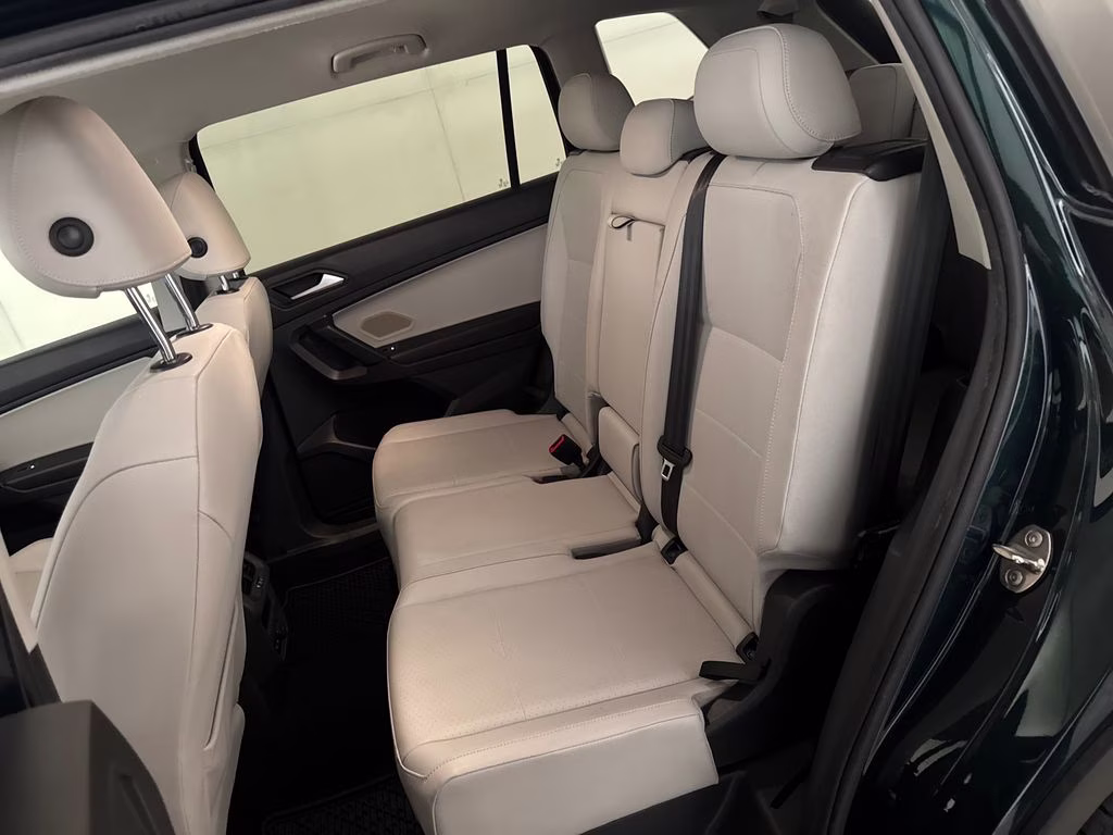 2019 Dark Moss Green Metallic Volkswagen Tiguan 2.0T SE FWD SUV