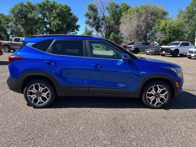 2021 Neptune Blue Kia Seltos S AWD SUV