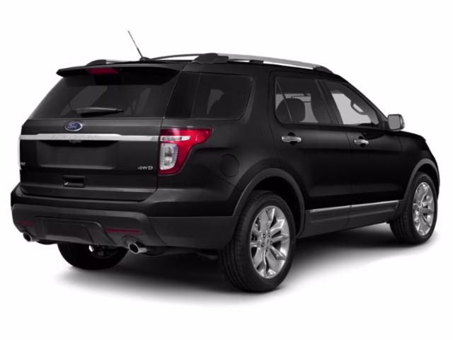 2015 Tuxedo Black Metallic Ford Explorer XLT FWD SUV