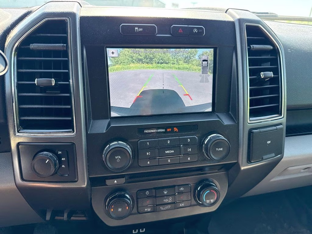 2018 Guard Metallic Ford F-150 XLT 4X4 Truck