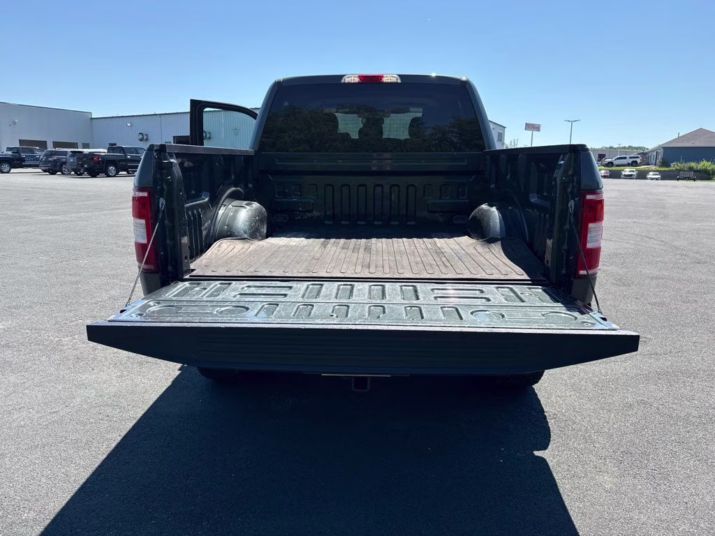 2018 Guard Metallic Ford F-150 XLT 4X4 Truck
