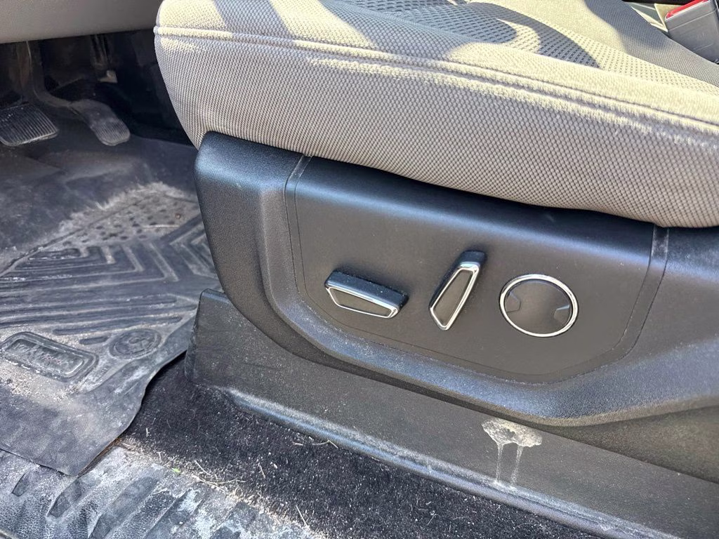 2018 Guard Metallic Ford F-150 XLT 4X4 Truck
