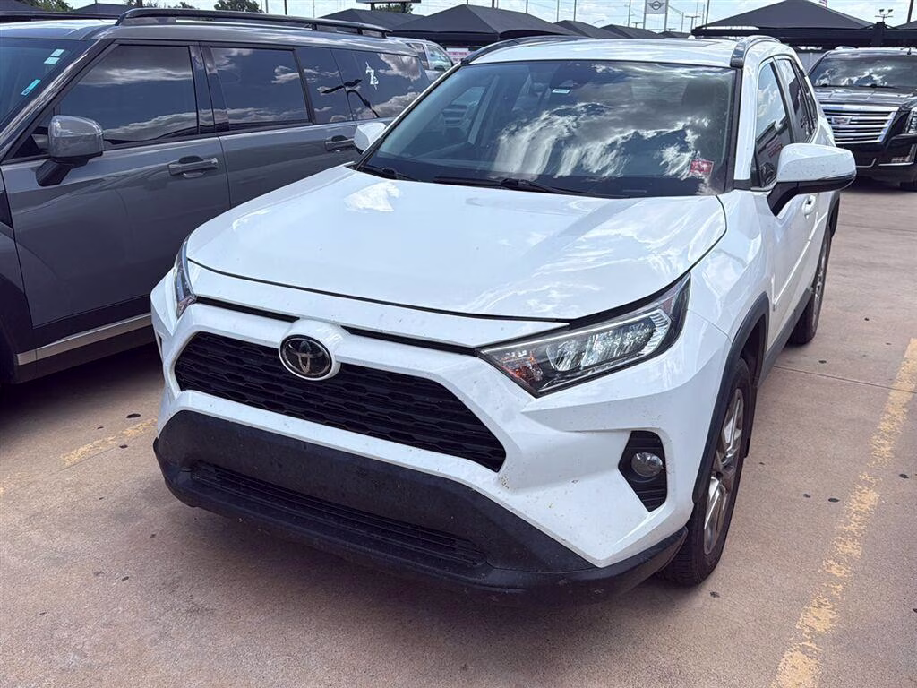 2019 Super White Toyota RAV4 XLE Premium FWD SUV