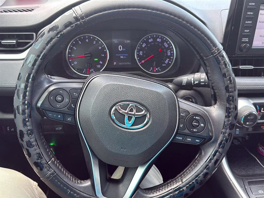 2019 Super White Toyota RAV4 XLE Premium FWD SUV