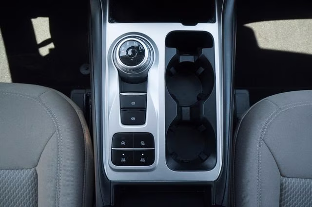 2024 Star White Metallic Tri-Coat Ford Explorer XLT RWD SUV