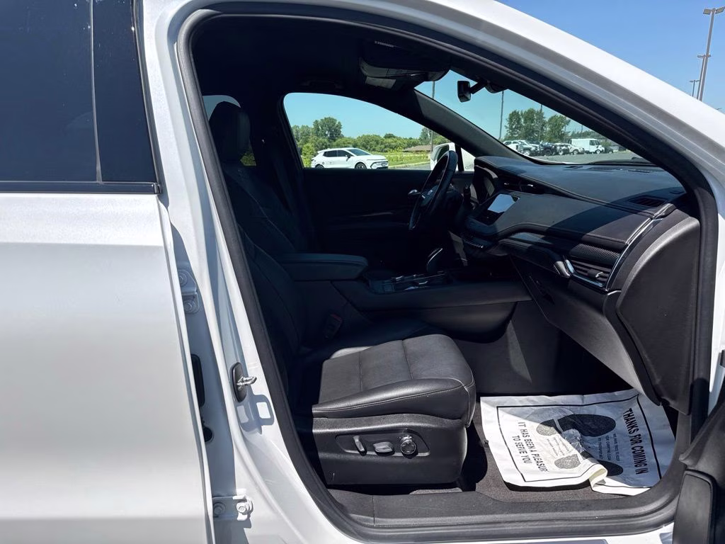 2020 met alloy Cadillac XT4 Sport AWD SUV