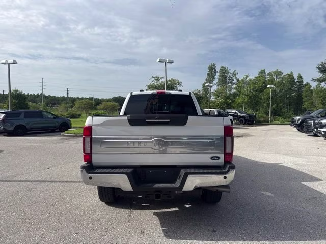 2022 Oxford White Ford Super Duty F-250 SRW King Ranch Crew Cab Pickup 4X4 Truck