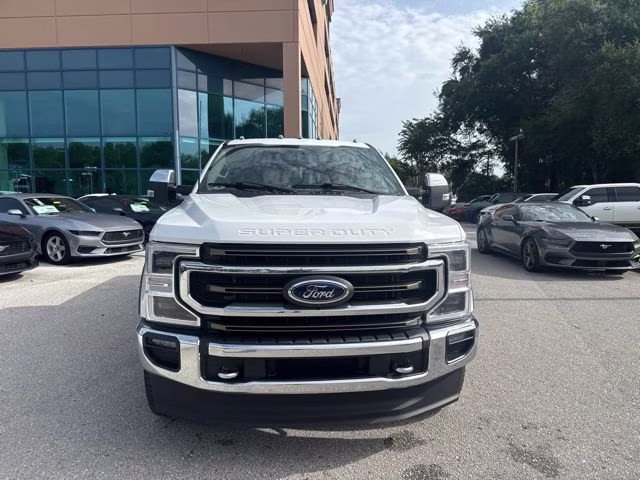 2022 Oxford White Ford Super Duty F-250 SRW King Ranch Crew Cab Pickup 4X4 Truck
