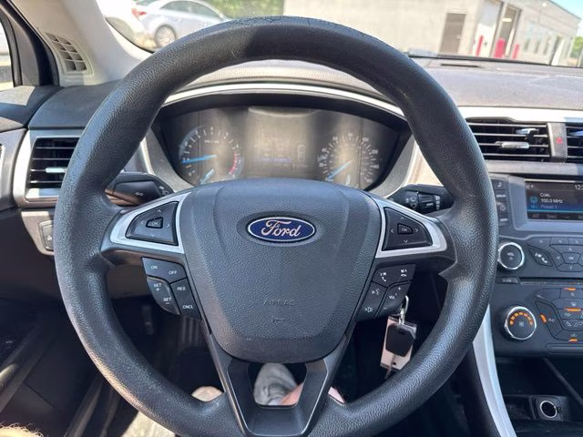 2014 Sterling Gray Metallic Ford Fusion SE FWD Sedan
