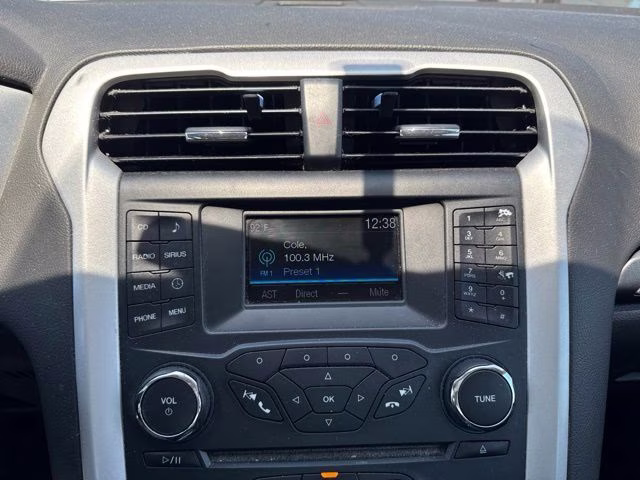 2014 Sterling Gray Metallic Ford Fusion SE FWD Sedan