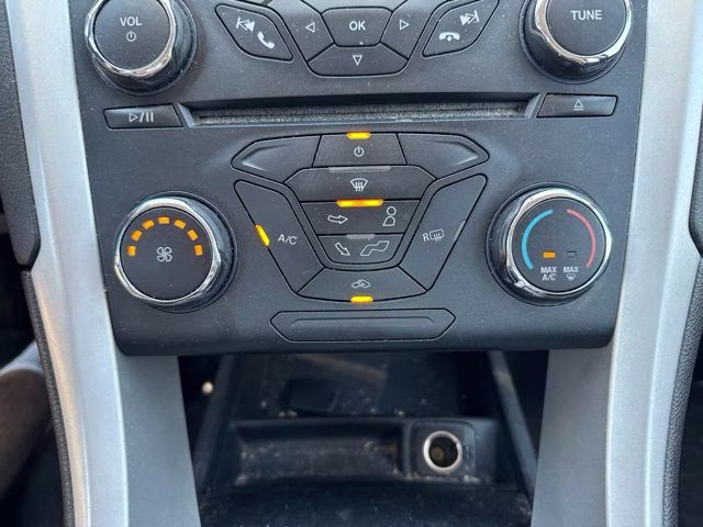 2014 Sterling Gray Metallic Ford Fusion SE FWD Sedan