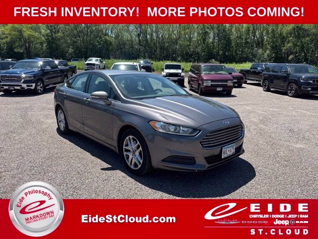 2014 Sterling Gray Metallic Ford Fusion SE FWD Sedan