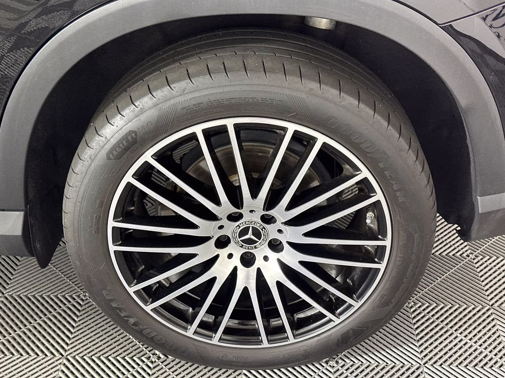 2024 Black Mercedes-Benz GLC GLC 300 RWD SUV