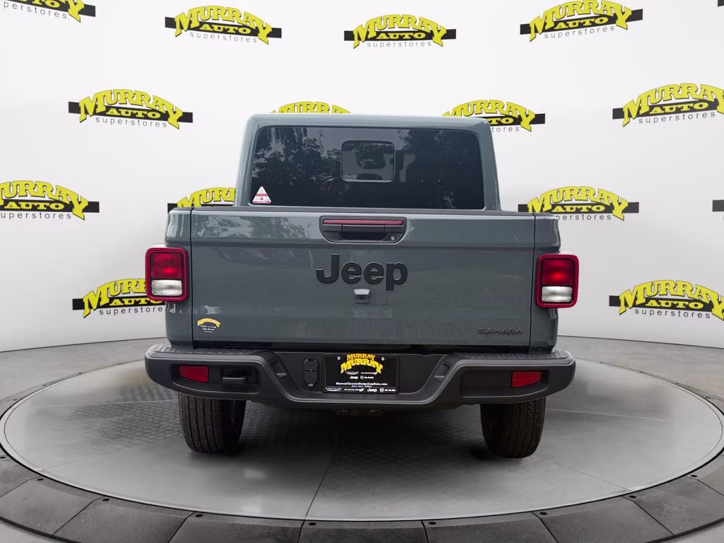 2026 Anvil Clearcoat Jeep Gladiator Sahara 4X4 Truck