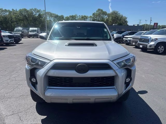 2024 Classic Silver Metallic Toyota 4Runner TRD Off-Road Premium 4X4 SUV