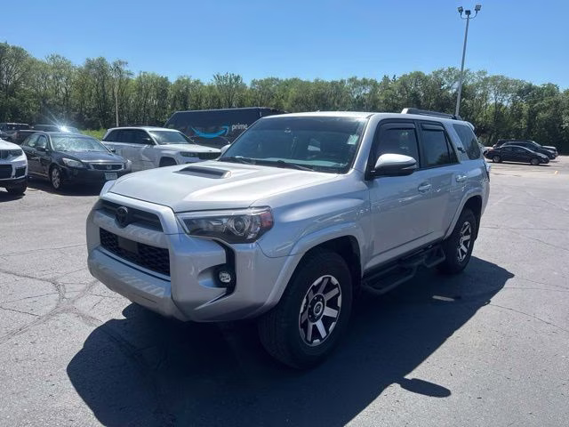 2024 Classic Silver Metallic Toyota 4Runner TRD Off-Road Premium 4X4 SUV