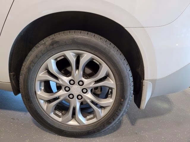 2018 White Frost Tricoat Buick Enclave Avenir AWD SUV
