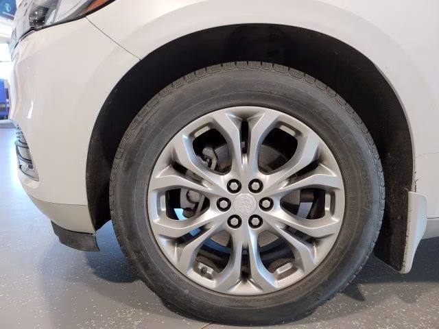 2018 White Frost Tricoat Buick Enclave Avenir AWD SUV