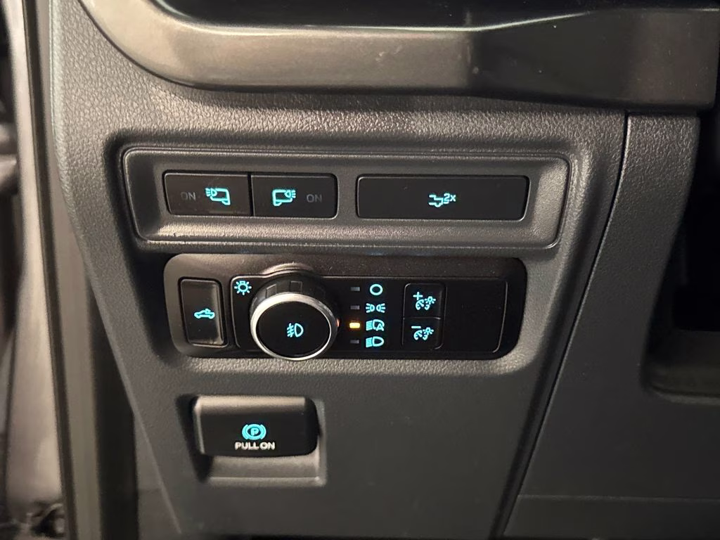 2023 Carbonized Gray Metallic Ford F-150 XLT 4X4 Truck