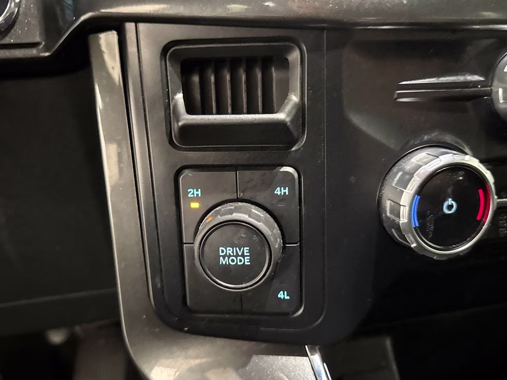 2023 Carbonized Gray Metallic Ford F-150 XLT 4X4 Truck