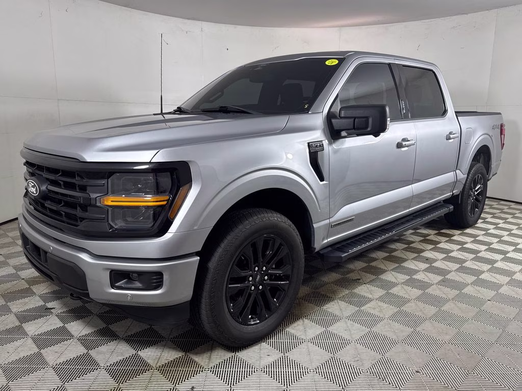 2024 Iconic Silver Metallic Ford F-150 XLT 4X4 Truck