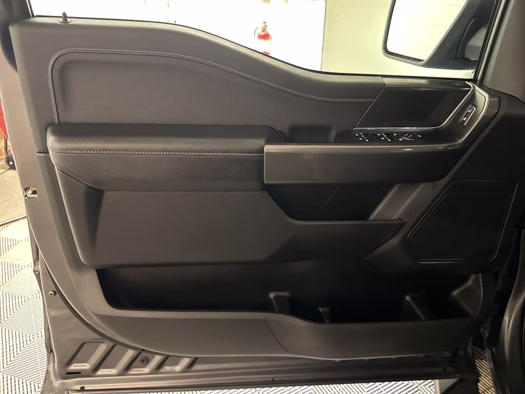 2023 Carbonized Gray Metallic Ford F-150 XLT 4X4 Truck