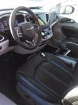 2023 Brilliant Black Crystal Pearlcoat Chrysler Pacifica Touring L FWD Van