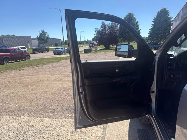 2025 Billet Silver Metallic Ram 1500 Limited 4X4 Truck