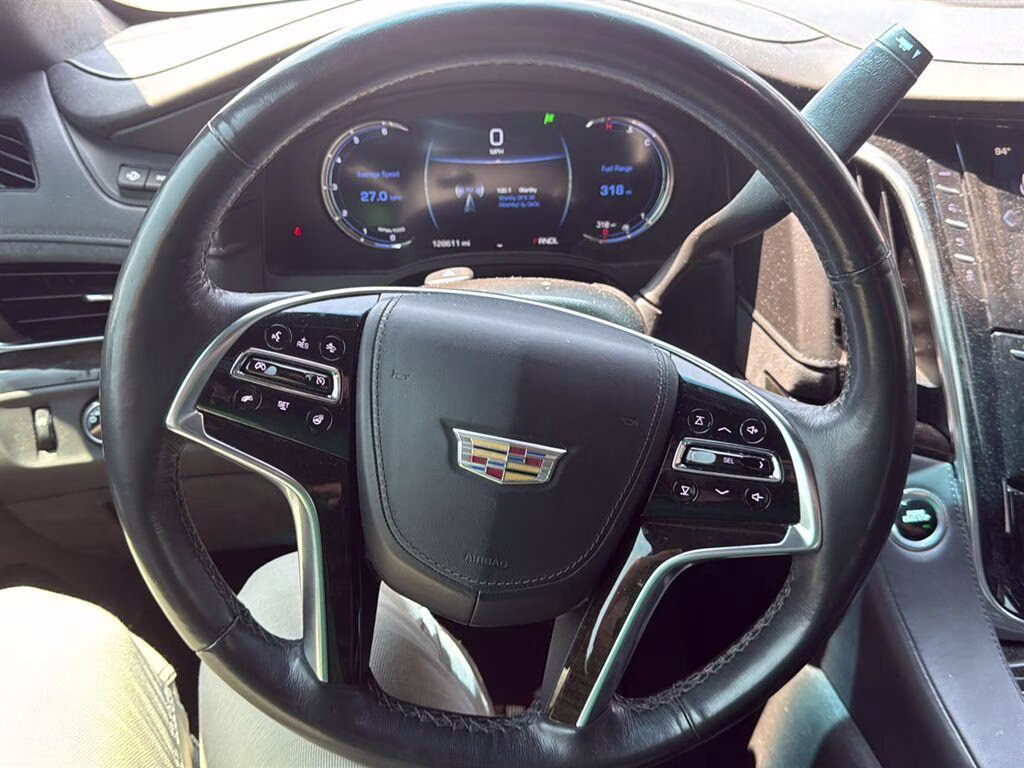 2018 Crystal White Tricoat Cadillac Escalade Platinum 4X4 SUV