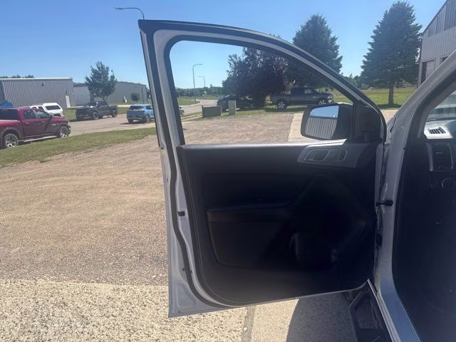 2019 Oxford White Ford Ranger XLT 4X4 Truck
