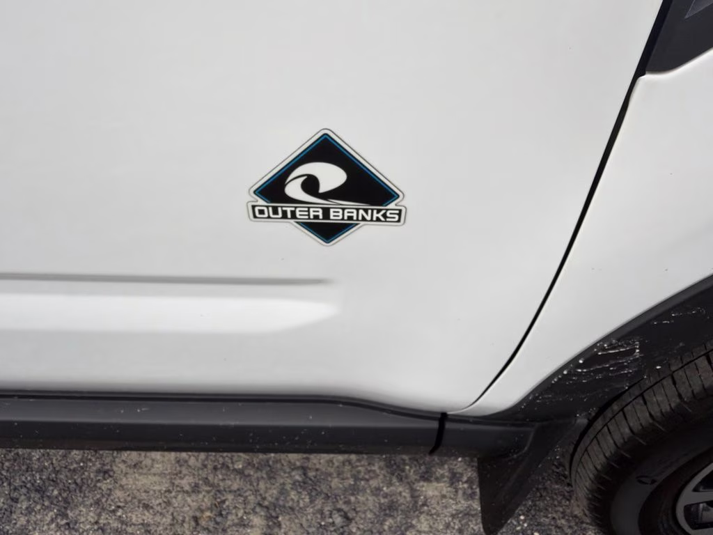 2023 Oxford White Ford Bronco Sport Outer Banks 4X4 SUV
