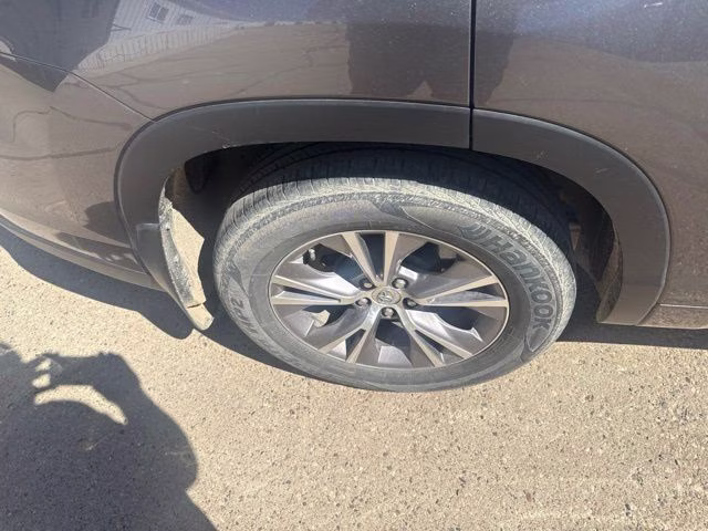 2014 Gray Toyota Highlander Limited AWD SUV