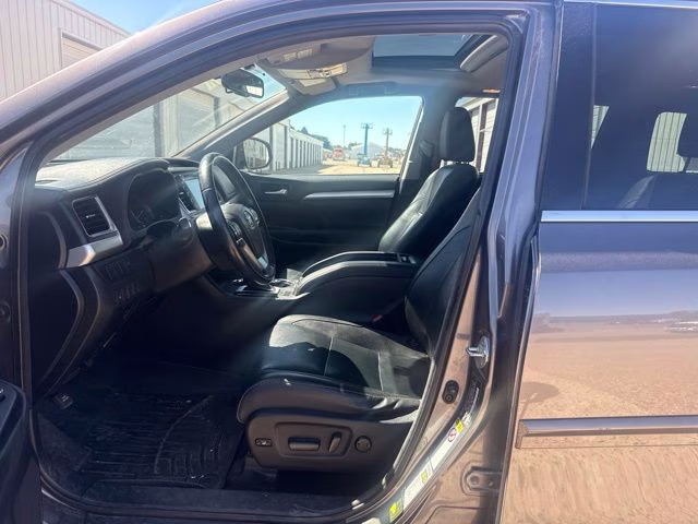 2014 Gray Toyota Highlander Limited AWD SUV