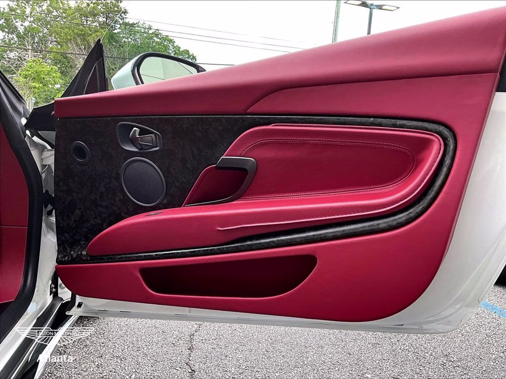 2019 Lunar Aston Martin DB11 Base RWD Coupe
