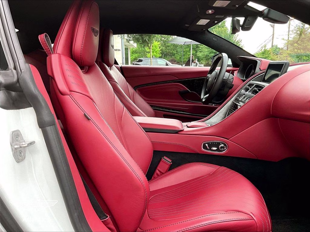 2019 Lunar Aston Martin DB11 Base RWD Coupe