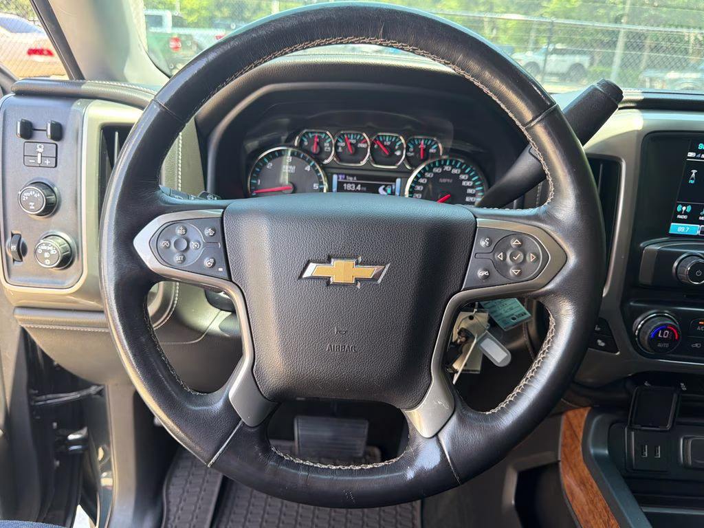 2018 Graphite Metallic Chevrolet Silverado 1500 High Country 4X4 Truck