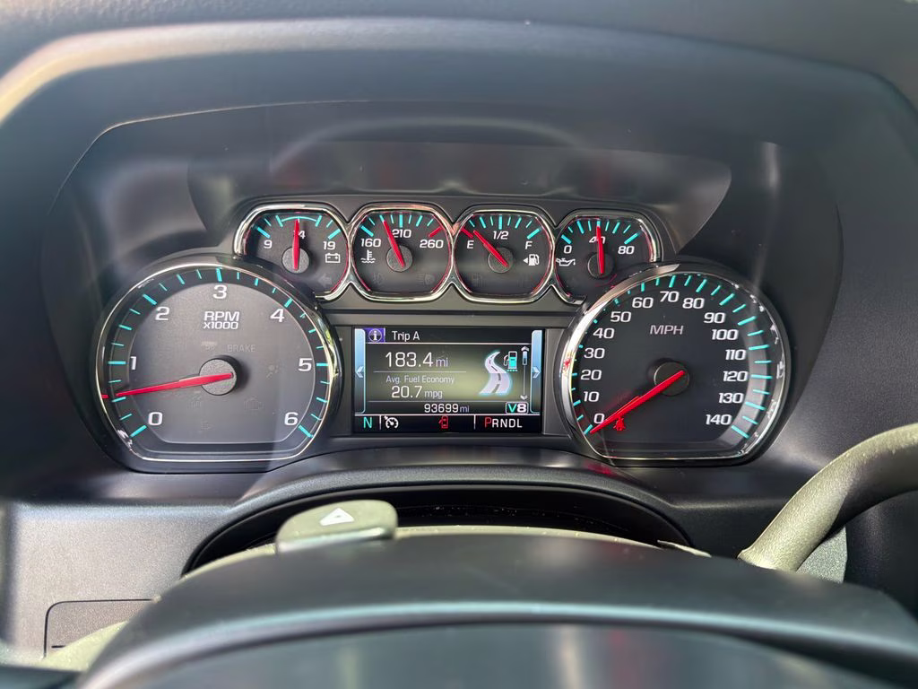 2018 Graphite Metallic Chevrolet Silverado 1500 High Country 4X4 Truck