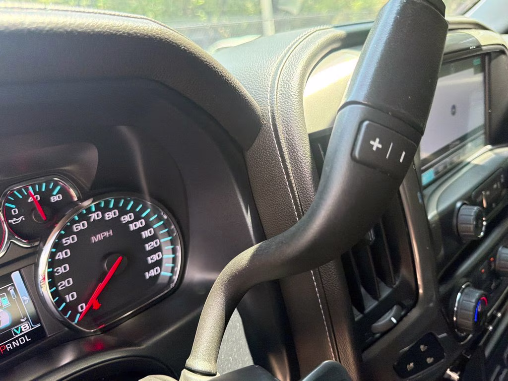 2018 Graphite Metallic Chevrolet Silverado 1500 High Country 4X4 Truck