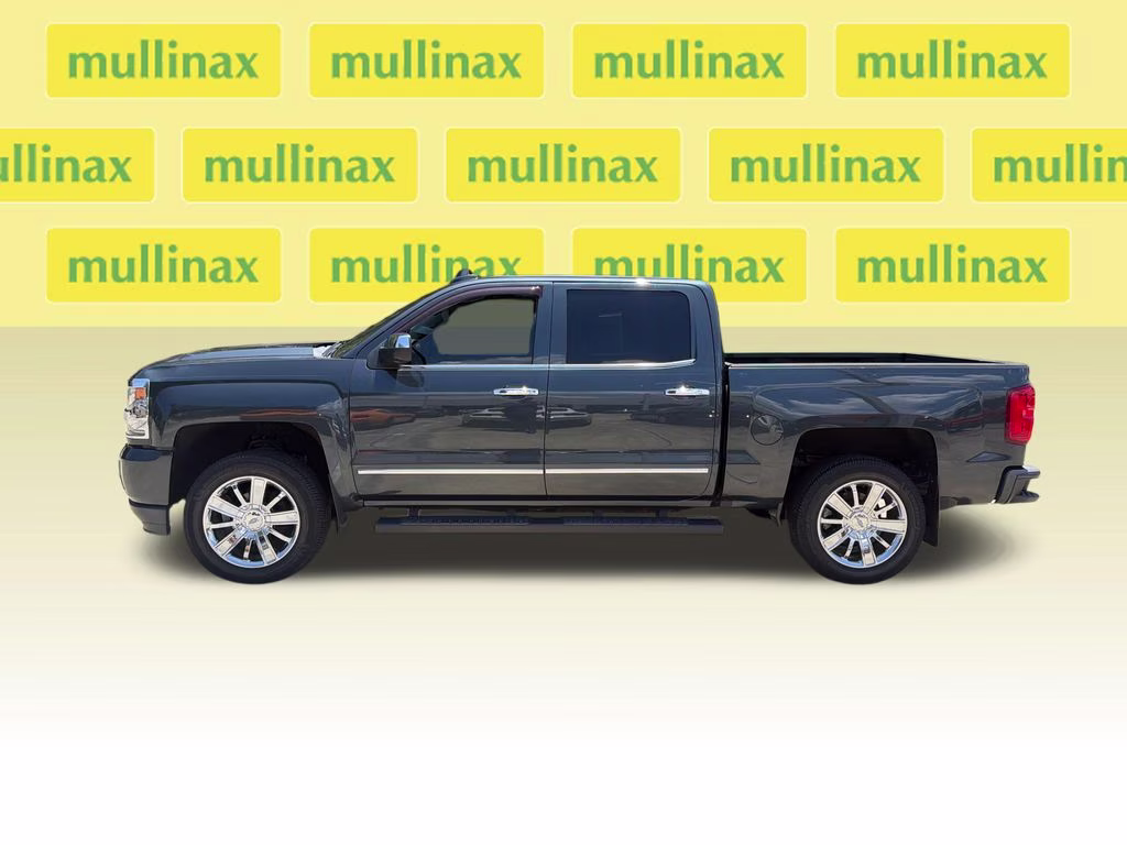 2018 Graphite Metallic Chevrolet Silverado 1500 High Country 4X4 Truck